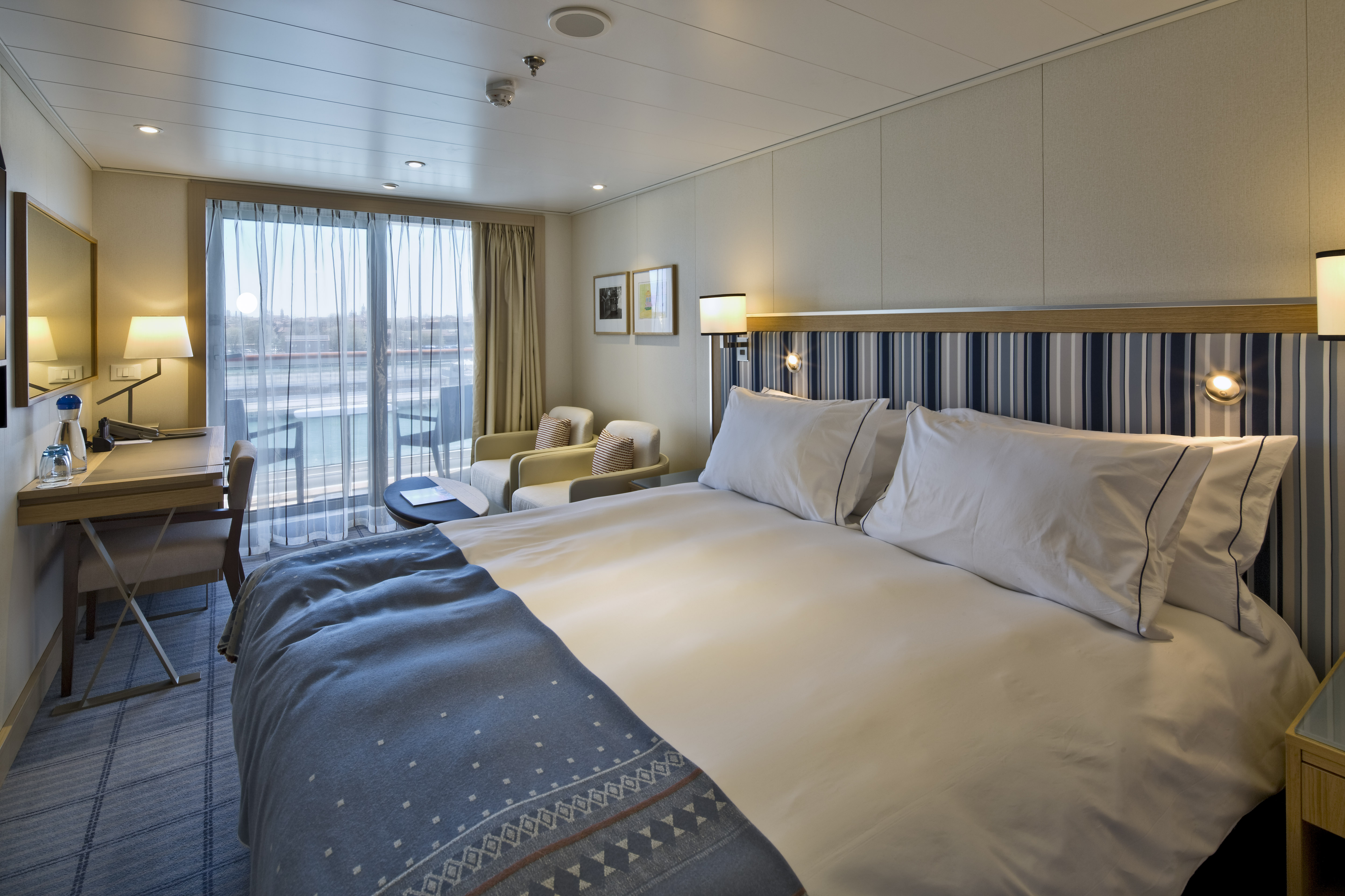 Viking Deluxe Veranda
